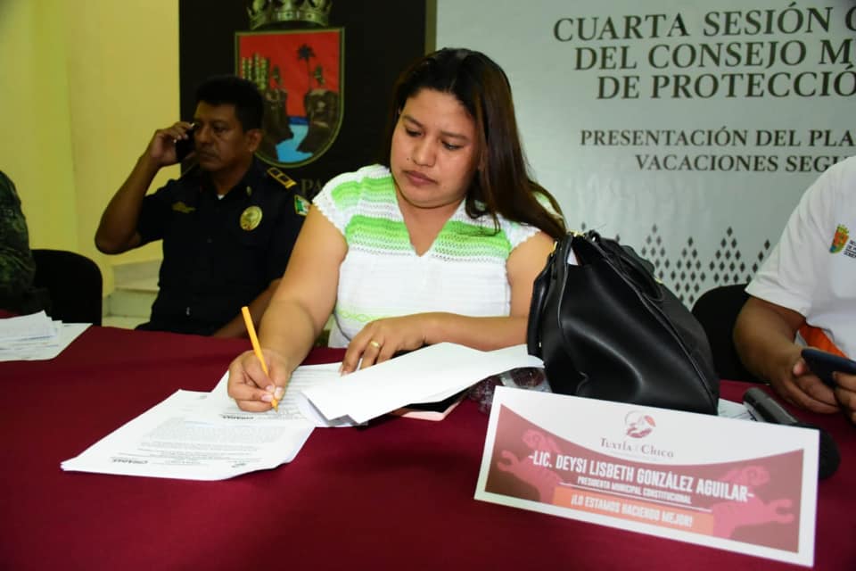 SESIONA CONSEJO MUNICIPAL DE PROTECCIÓN CIVIL EN TUXTLA CHICO